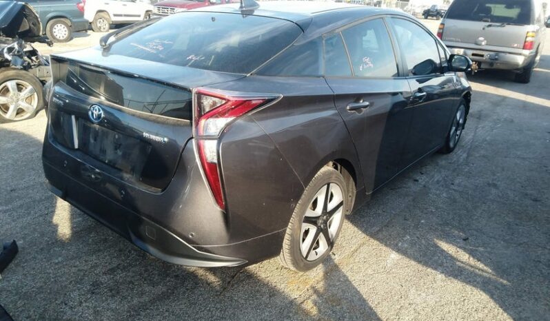 
								2018 Toyota Prius full									