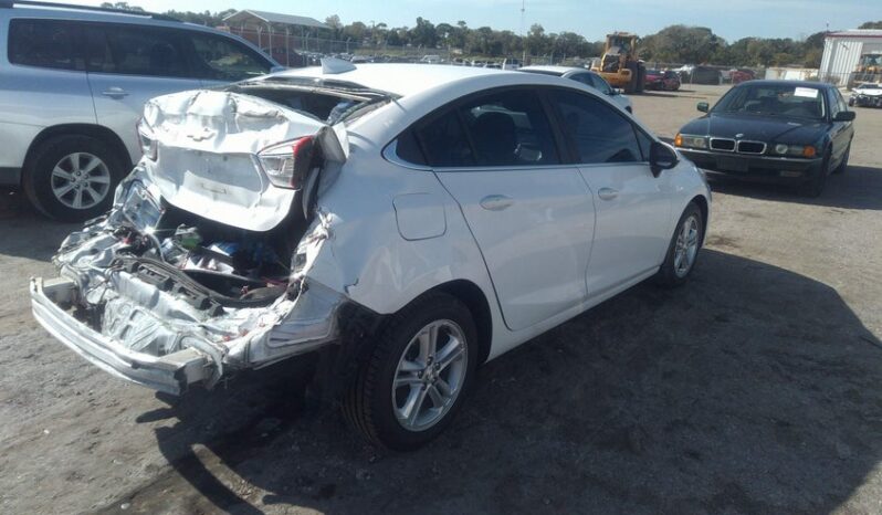 
								2018 Chevrolet Cruze full									