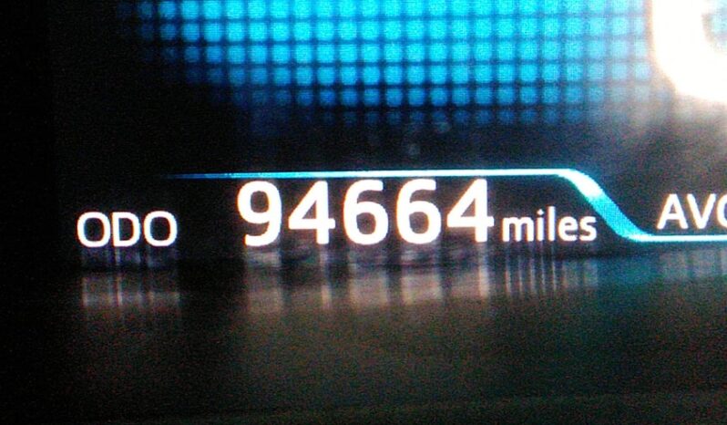 
								2016 Toyota Prius full									