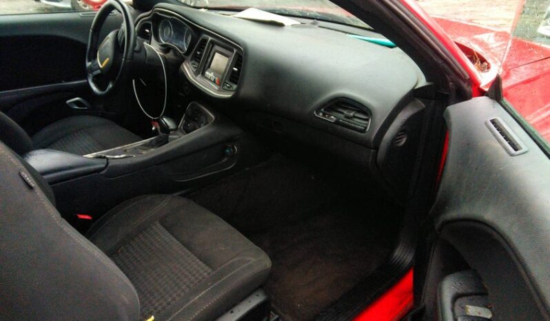 
								2016 Dodge Challenger full									