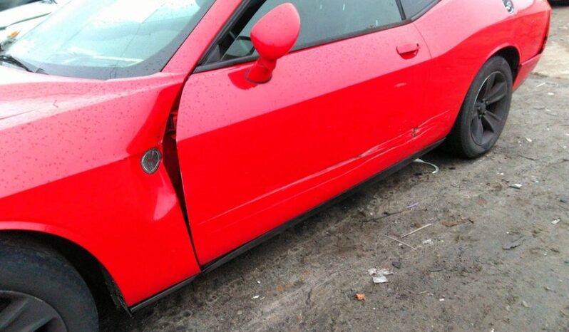 
								2016 Dodge Challenger full									