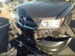 
										2015 Dodge Journey full									