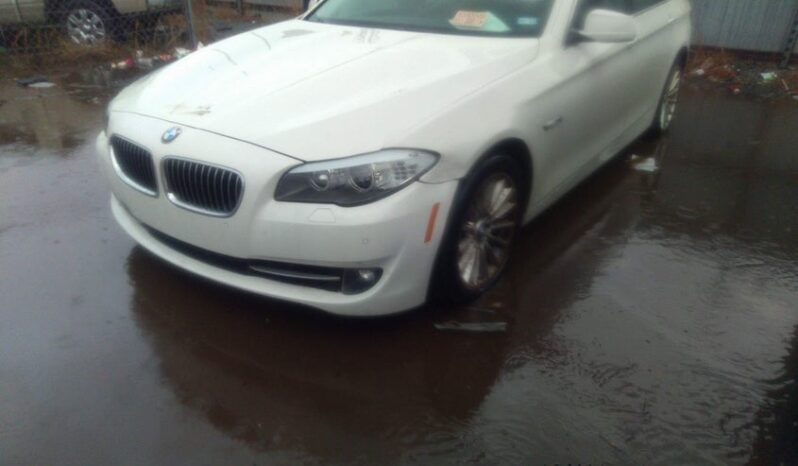 
								2013 BMW 5 series full									