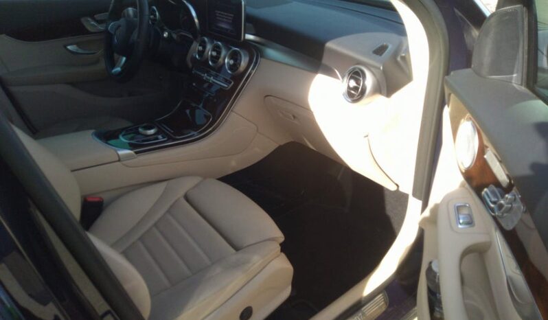 
								2019 Mercedes-benz Glc full									