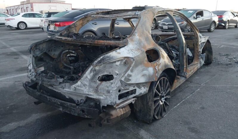 
								2015 Mercedes-benz C class full									
