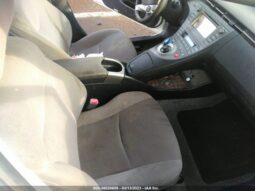 
										2013 Toyota Prius full									