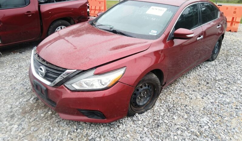 
								2016 Nissan Altima full									