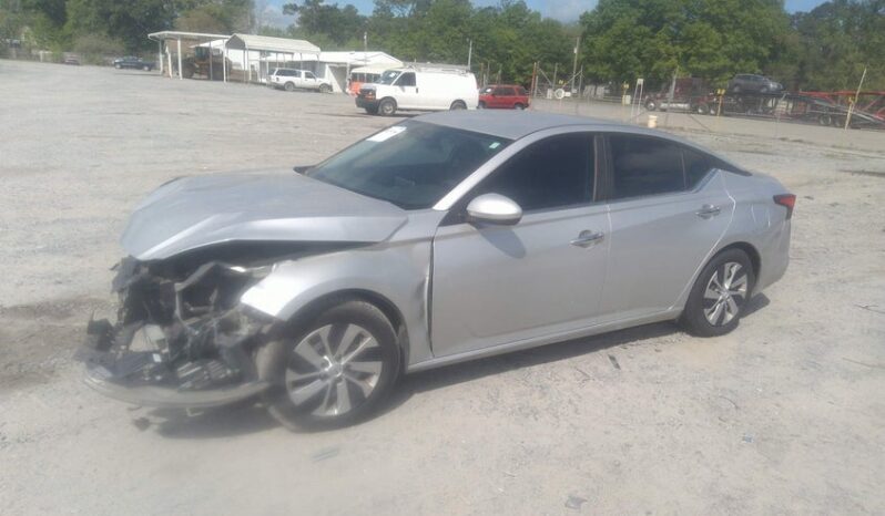 
								2019 Nissan Altima full									