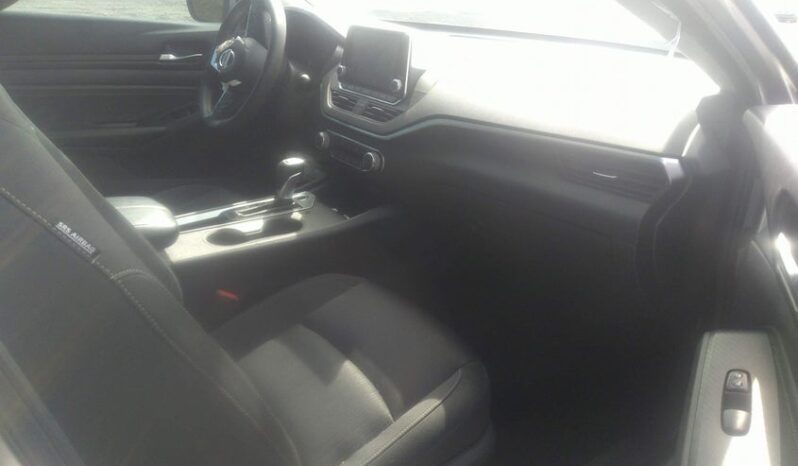 
								2019 Nissan Altima full									