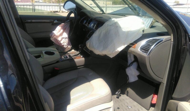 
								2015 Audi Q7 full									