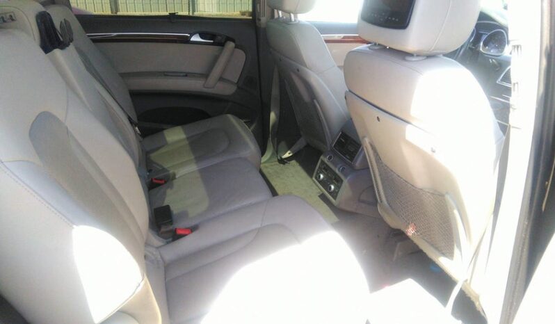 
								2015 Audi Q7 full									