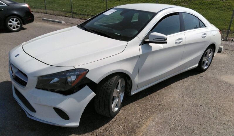 
								2017 Mercedes-benz Cla 250 full									