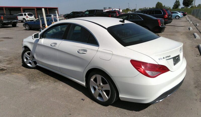 
								2017 Mercedes-benz Cla 250 full									