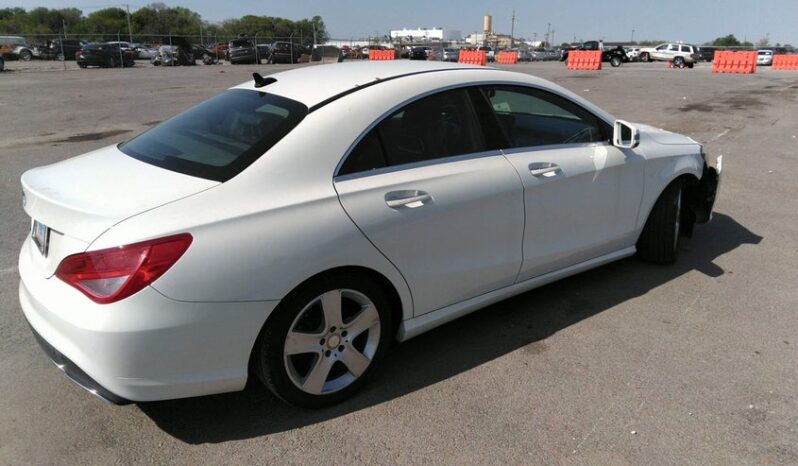 
								2017 Mercedes-benz Cla 250 full									