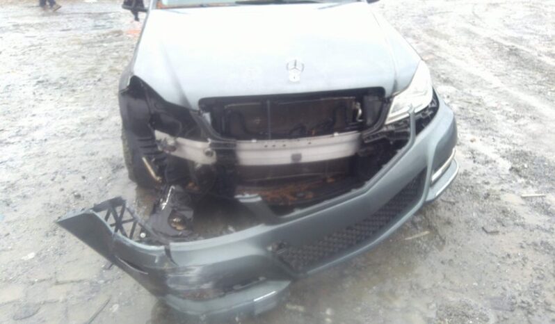 
								2012 Mercedes-benz C class full									