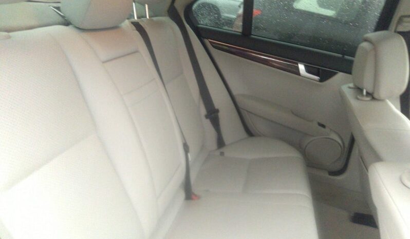 
								2012 Mercedes-benz C class full									