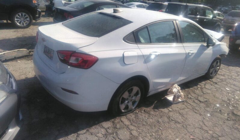 
								2017 Chevrolet Cruze full									