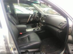 
										2012 Toyota Highlander full									