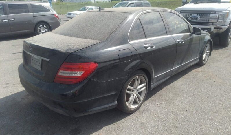 
								2013 Mercedes-benz C class full									