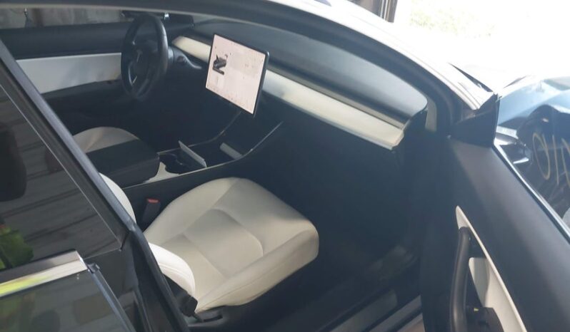 
								2018 Tesla Model 3 full									