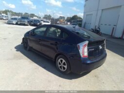
										2015 Toyota Prius full									