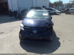 
										2015 Toyota Prius full									