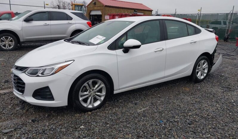 
								2019 Chevrolet Cruze full									