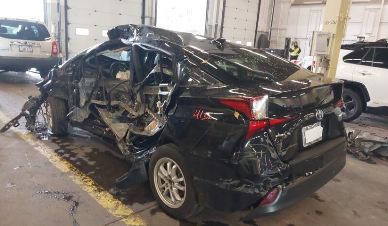 
								2021 Toyota Prius full									