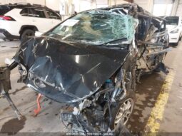 
										2021 Toyota Prius full									