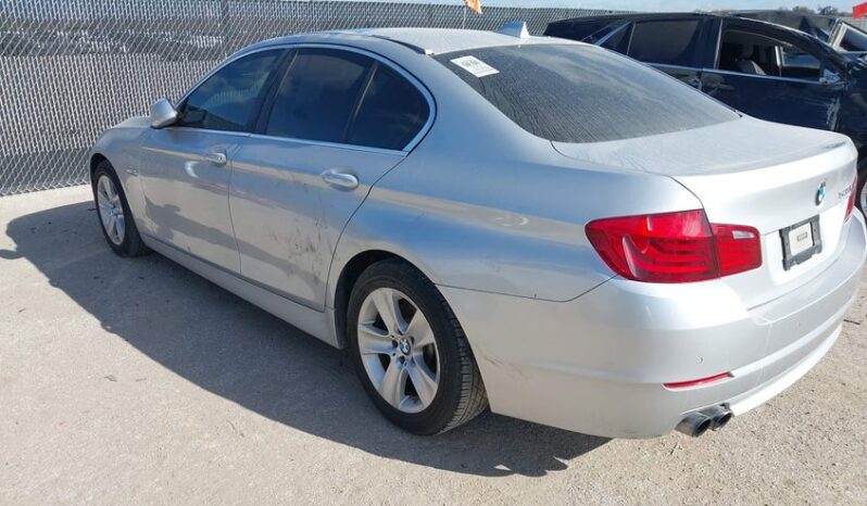 
								2013 BMW 5 series full									