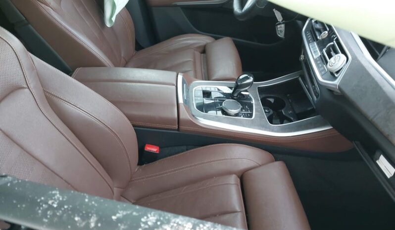 
								2019 BMW X5 full									