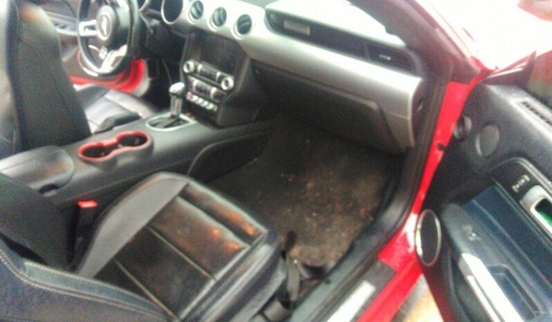 
								2021 Ford Mustang full									