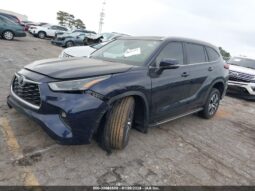 
										2023 Toyota Highlander full									