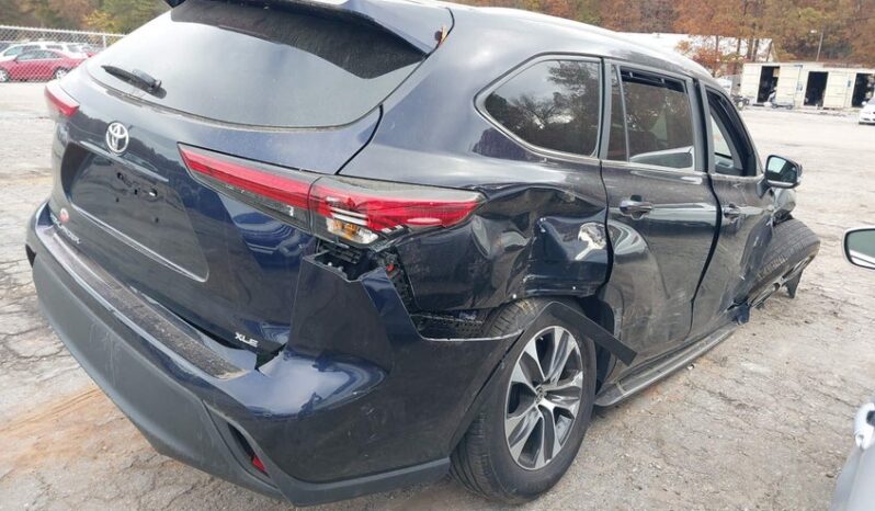 
								2023 Toyota Highlander full									