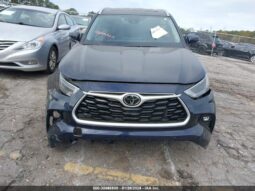 
										2023 Toyota Highlander full									