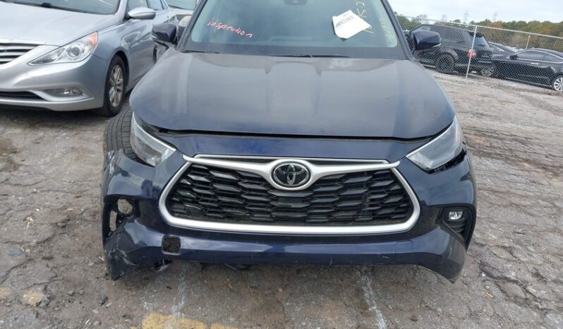 
								2023 Toyota Highlander full									