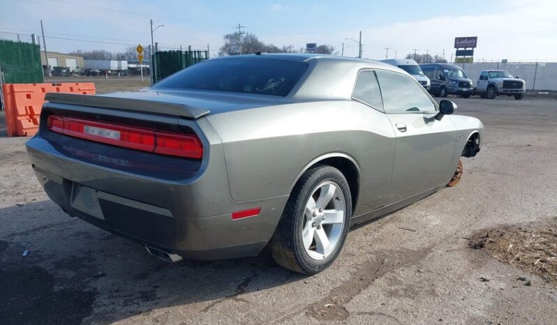 
								2012 Dodge Challenger full									