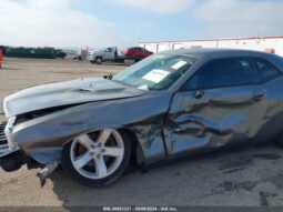 
										2012 Dodge Challenger full									