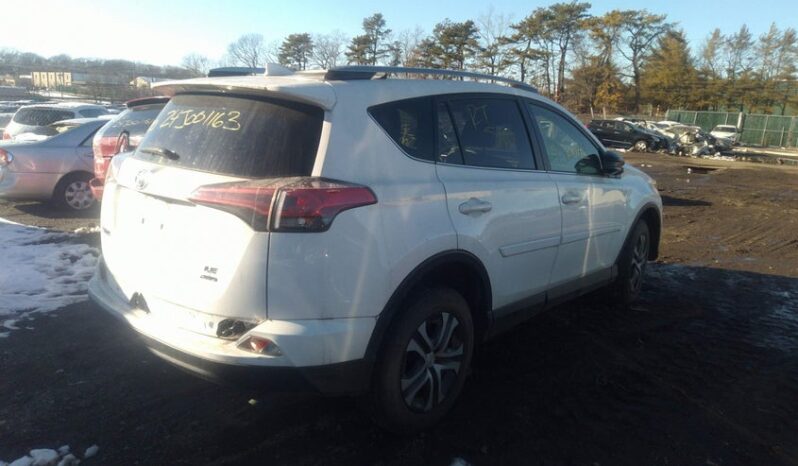 
								2018 Toyota Rav4 full									