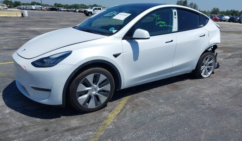 
								2022 Tesla Model y full									