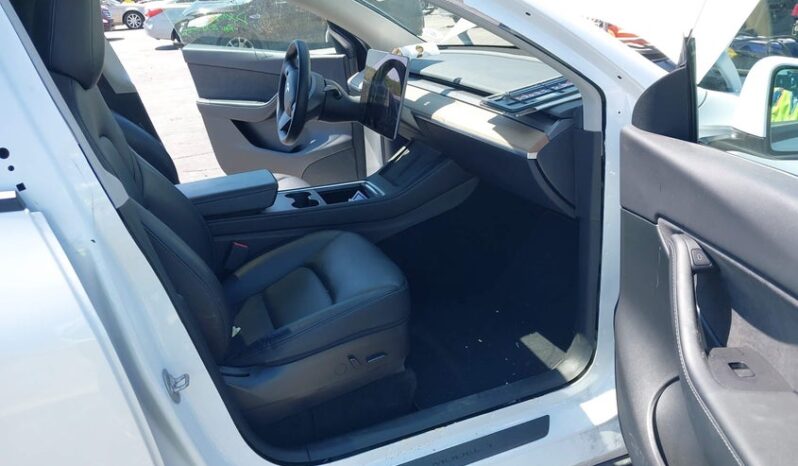 
								2022 Tesla Model y full									