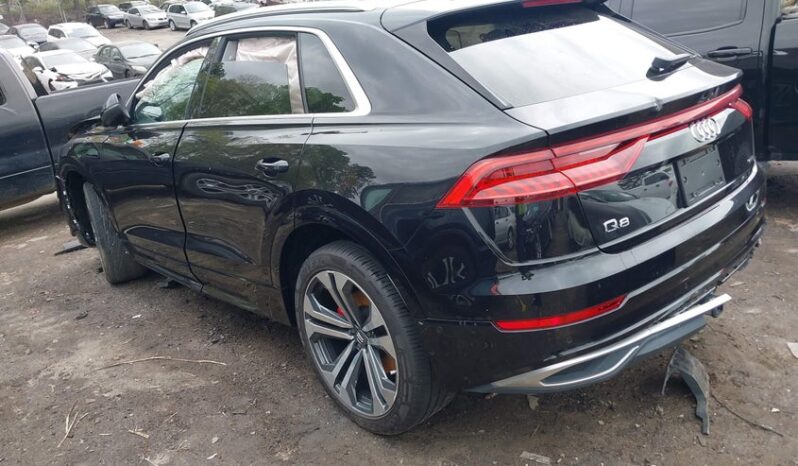 
								2019 Audi Q8 full									