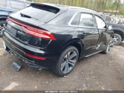 
										2019 Audi Q8 full									