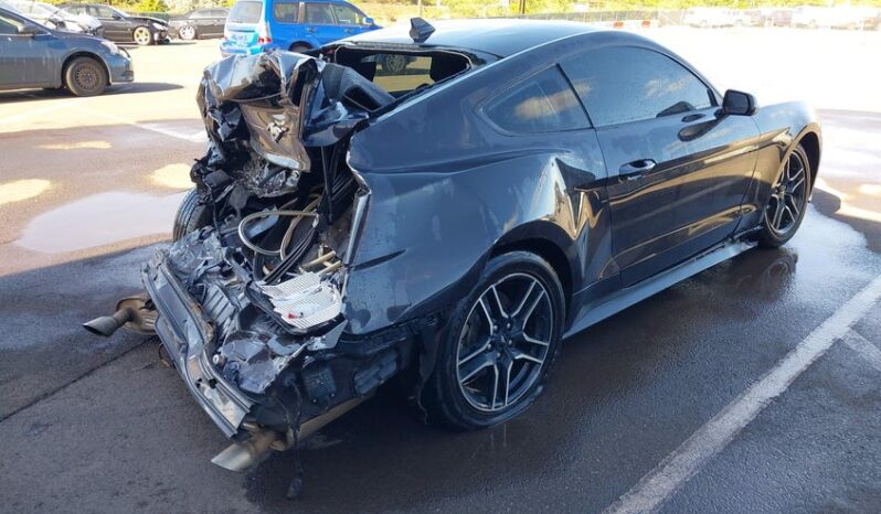 
								2022 Ford Mustang full									