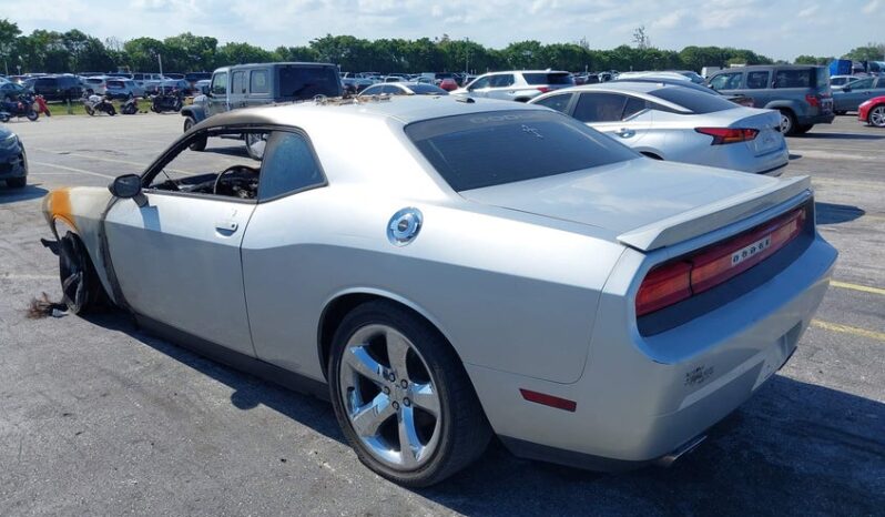 
								2012 Dodge Challenger full									