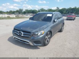 
										2016 Mercedes-benz Glc 300 full									