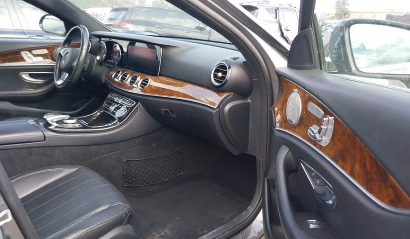 
								2017 Mercedes-benz E 300 full									