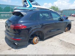 
										2017 Porsche Cayenne full									