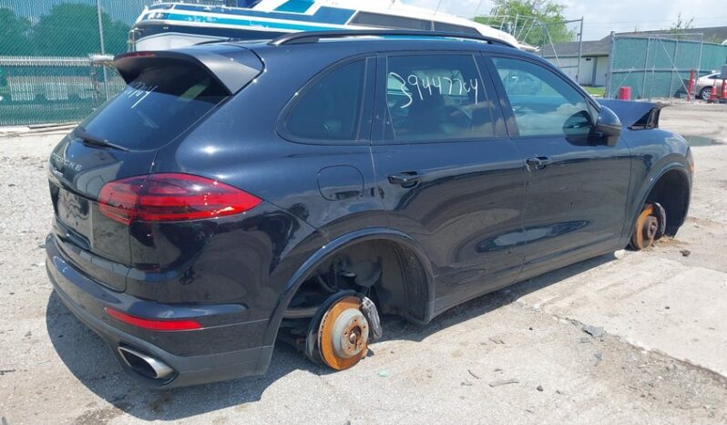 
								2017 Porsche Cayenne full									