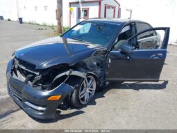 
										2013 Mercedes-benz C 300 full									